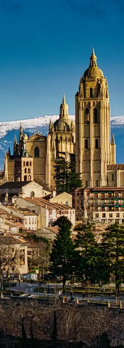 Trabajo en Segovia con Dron para medio de comunicación Catedral de Segovia a vista de Dron